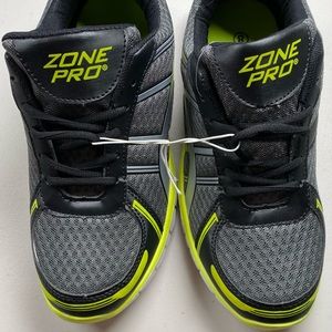 NEW Sneakers Zone Pro Size 8